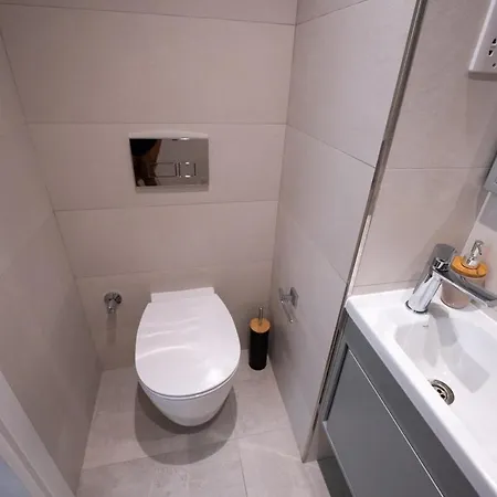 Modern With Resort-style Living ניקוסיה